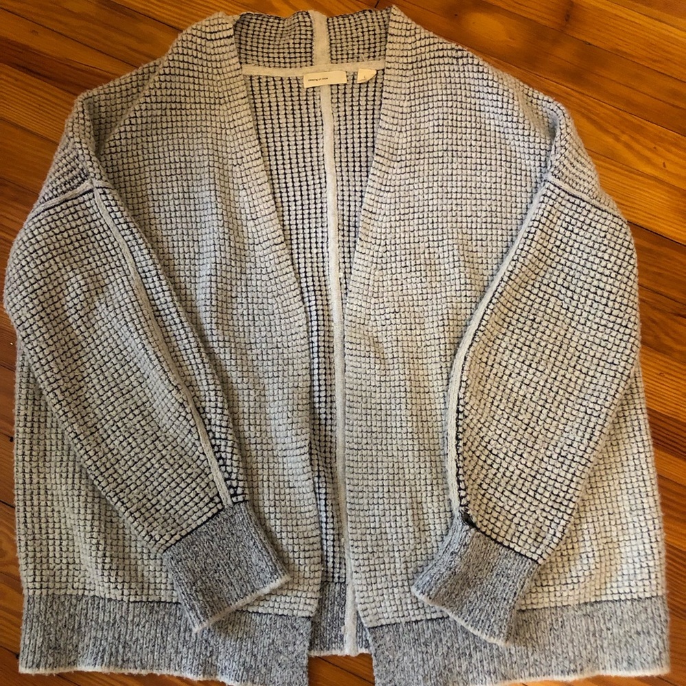 Sleeping on snow sweater size S/XS